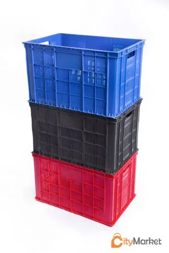 Photo 4 of plastic boxes
