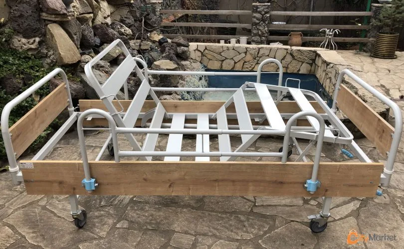 Photo 3 of Medical bed