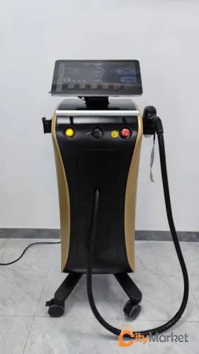 Photo 1 of Laser hair removal device