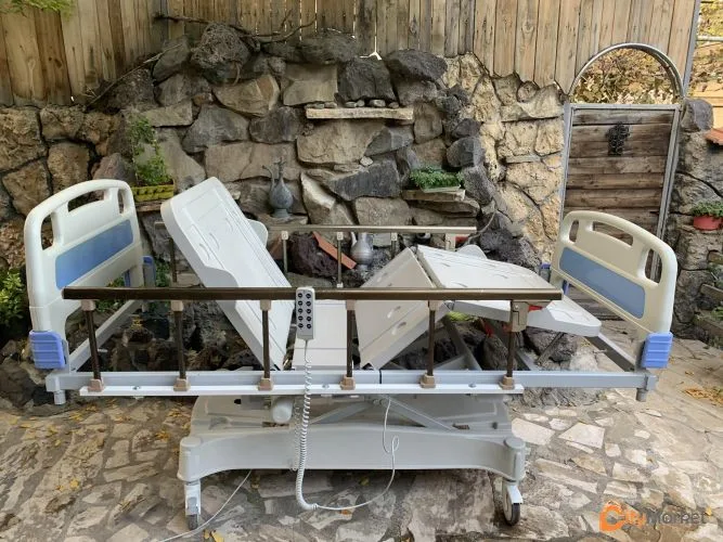 Photo 9 of Medical bed