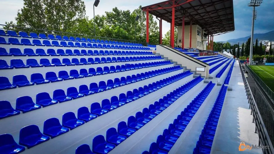 Photo 4 of Stadium bench