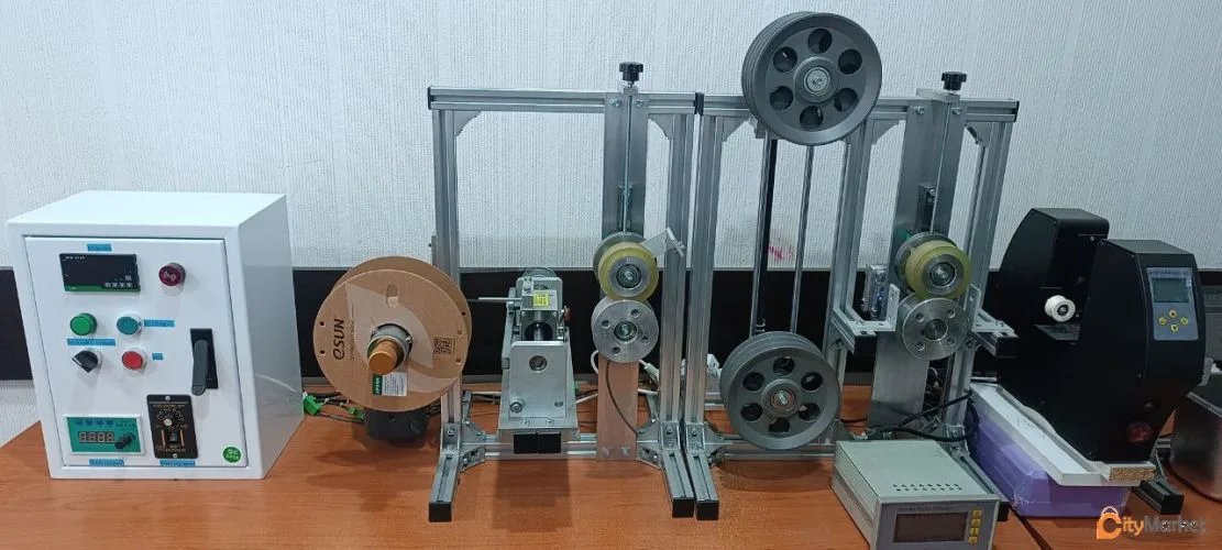 Photo 2 of Desktop SJ35 extruder, pelletizer, granulating line