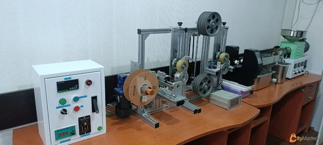 Photo 1 of Desktop SJ35 extruder, pelletizer, granulating line